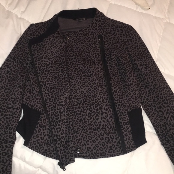 UNUSED gray and black animal print jacket - Picture 3 of 3